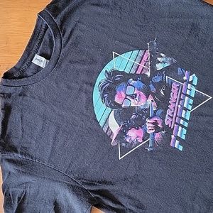 Stranger Things black fan tee, Season 4, Steve and Dustin